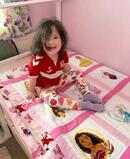 Evie G