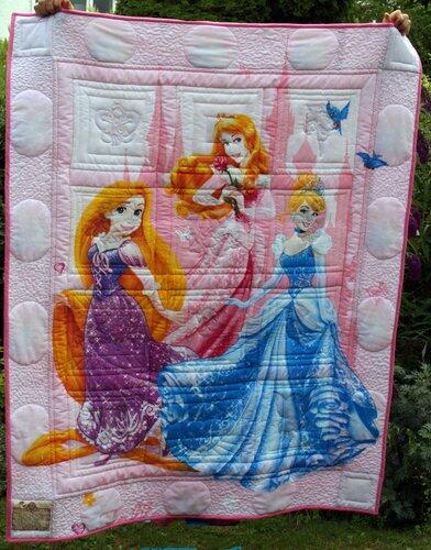 Photo of Evie-Roses quilt