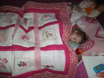 Photo of Tahlia-Annikkis quilt