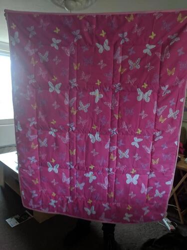 Photo of Poppy Ws quilt