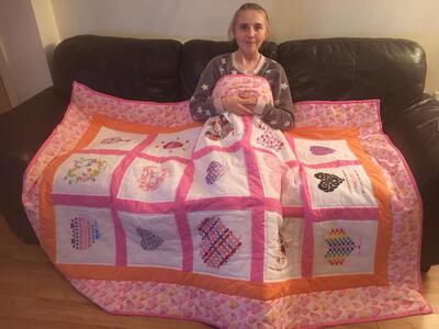 Photo of Megan Ts quilt