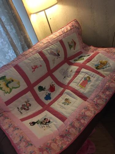 Photo of Isabella Ds quilt