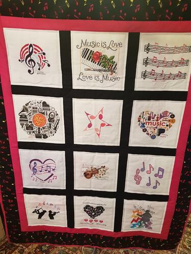 Photo of Toni Cs quilt