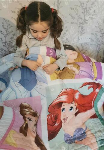 Photo of Isabellas quilt