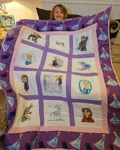 Photo of Holly Maries quilt