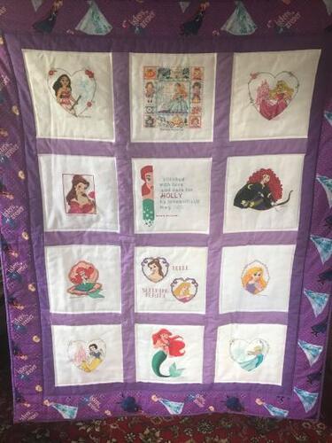 Photo of Holly Ss quilt